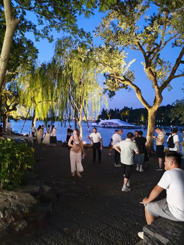 美丽的杭州，醉人的西湖