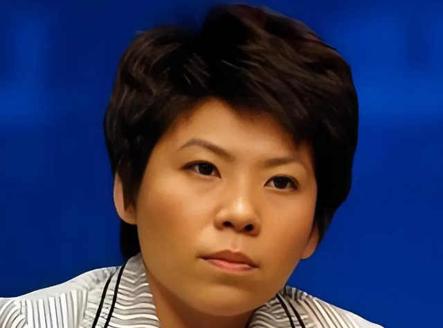 涉贪腐被带走	、败光20亿、移民改国籍	，邓亚萍身上的谣言太离谱