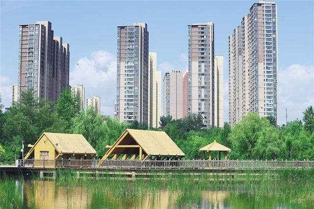 呼和浩特：正是盛夏悦目时