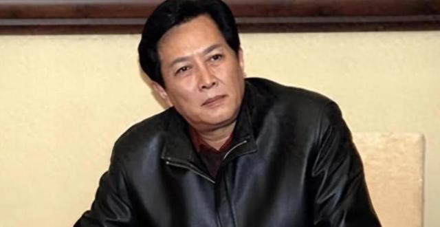 善恶终有报！73岁唐国强疯狂捞金？天价医疗账单压垮老戏骨