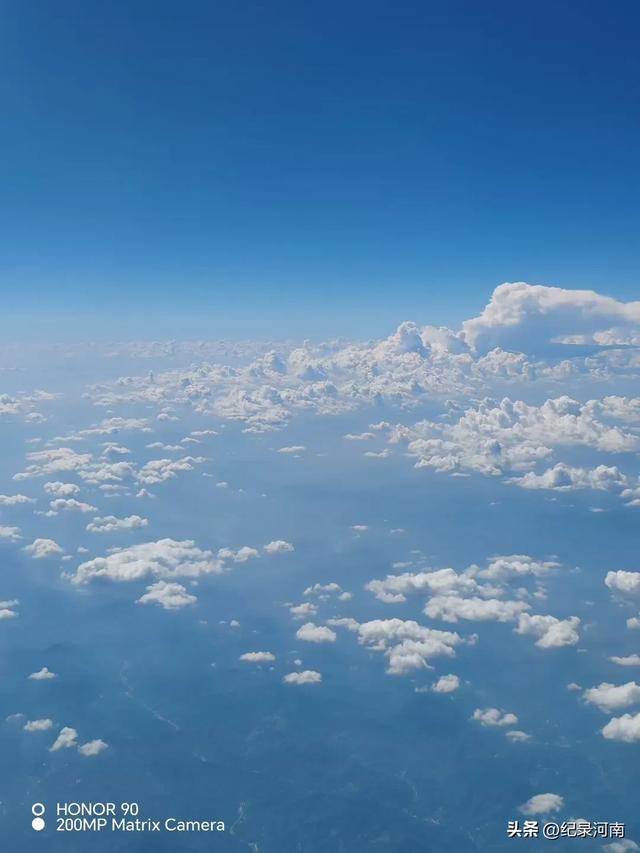 双城辉映:北京与上海的独特魅力,姚洋先居北京后定居上海太厉害