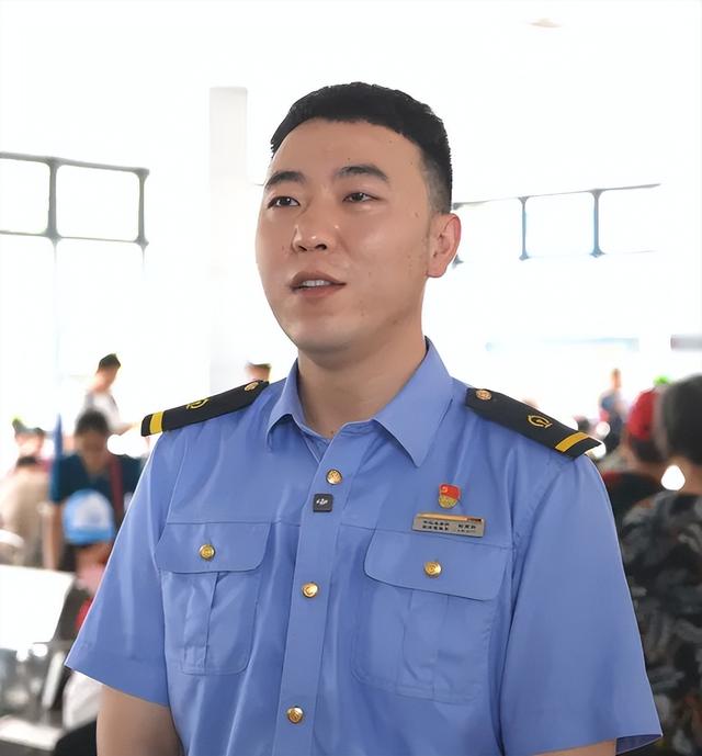 河口→大理旅游专列开行！入境游热潮挡不住！