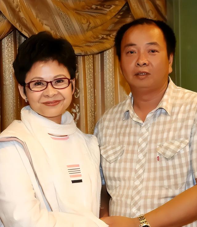 63岁董文华不再沉默，揭露当年被“封杀”原因，原来我们错怪她了