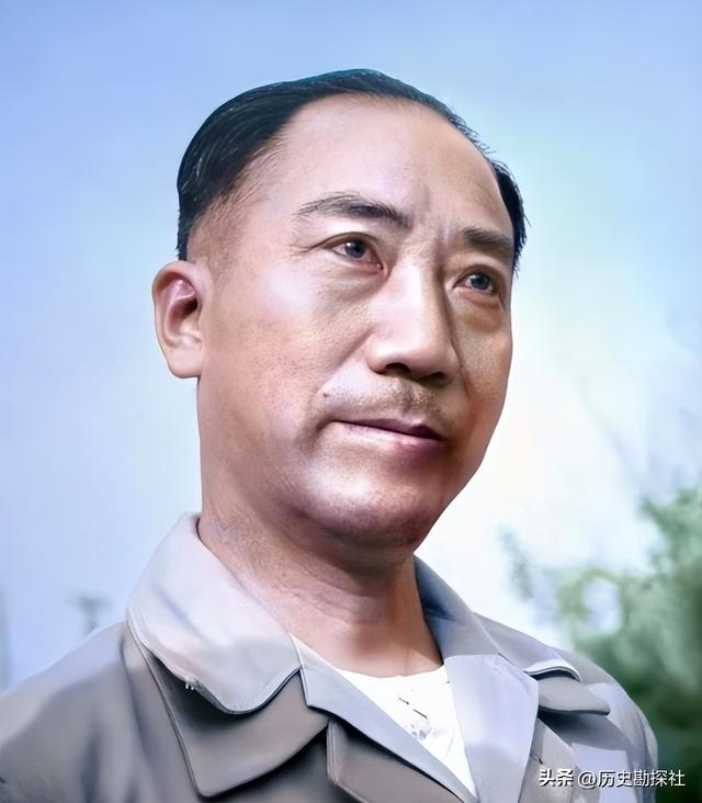 戴笠与胡蝶的真实影像，胡蝶美艳摄人心魄，戴笠面容冷峻不怒自威