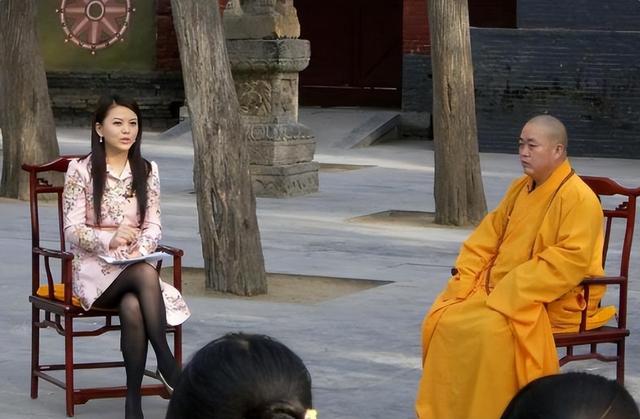 李湘不再隐忍！坦白和释永信的真实关系，亲吻照终于真相大白
