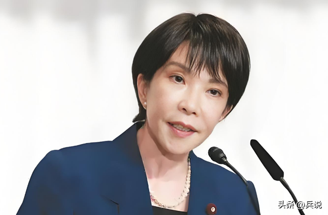 不止辽宁舰，中方七大舰队出动	，中美俄达成一致，轰炸机逼近日本