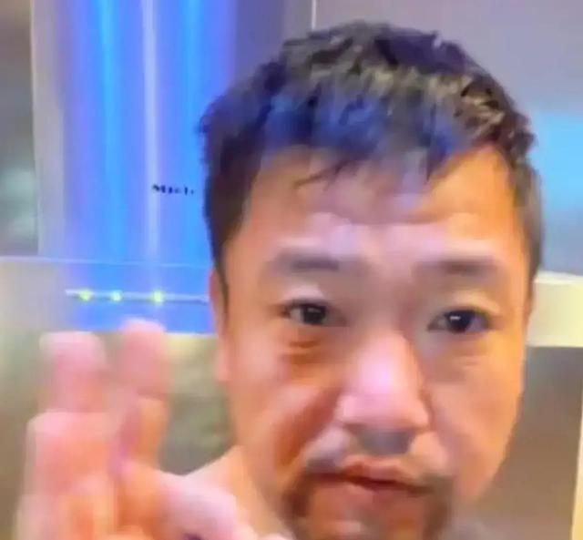 贾冰北京家：简朴接地气，大铁锅显家常