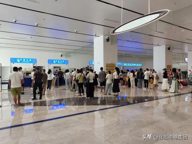 从冬日的北部湾港出发 寻到一场蔚蓝的春暖花开——2025年北海邮轮季甜蜜收官