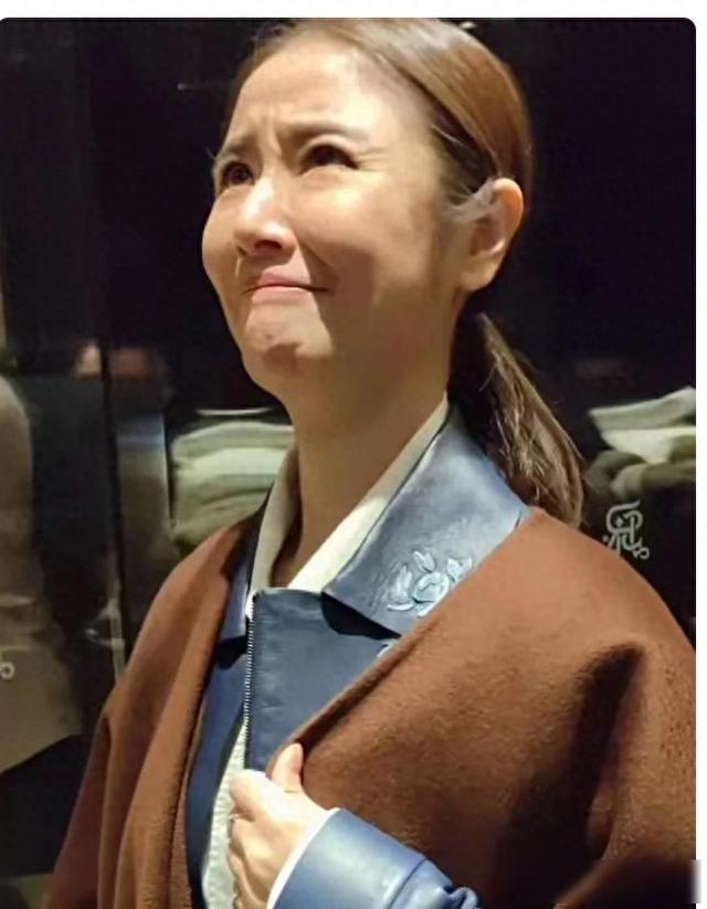 49岁林心如断崖式衰老，紫薇格格也扛不住啦脸！变长 抬头纹好多