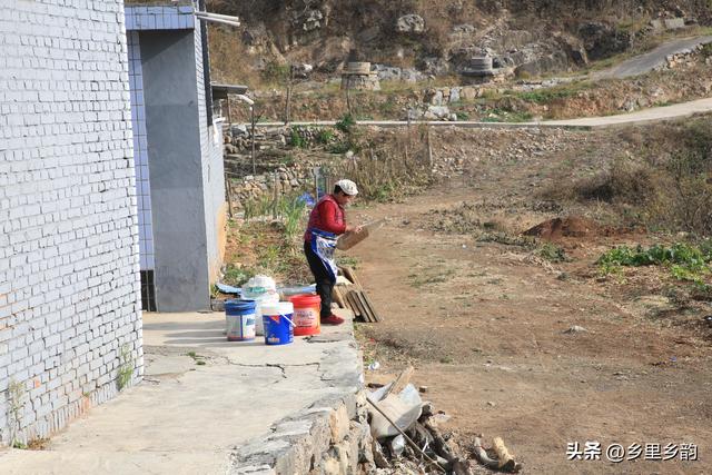 在太行山深处，村民成了候鸟，300口人的村庄只剩下10余位老人