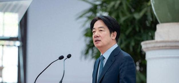 特朗普惊奇发现一个世纪漏洞，只要不招惹中国，那就没一个能打的