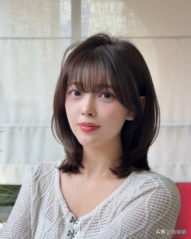 解锁氛围感密码：韩式层次发型，适配所有脸型的“本命款”