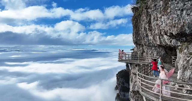 2025年的秦岭山麓依旧迷人