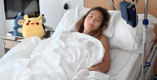 连续退赛80天，郑钦文再破天花板，让李娜和整个网坛“沉默”了