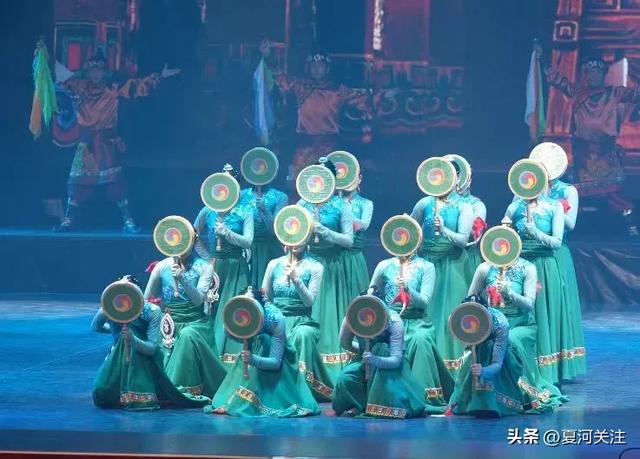 在夏河 拒绝“基础款”