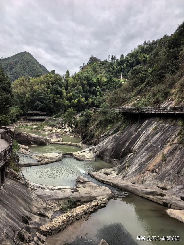 2025年秋老姐俩江西行，游望仙谷