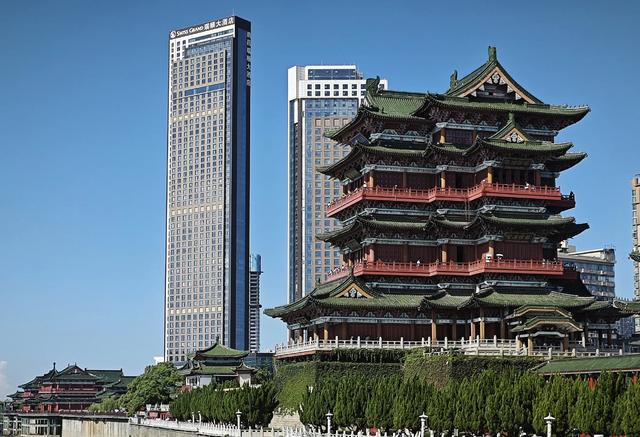 南昌深度游第二天，为什么非得去滕王阁，滕王阁有什么