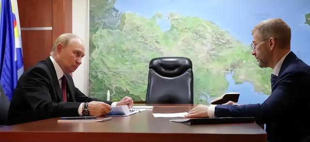 突发！美军4架F-35战机护航普京，飞过白令海峡后一幕令美方慌了