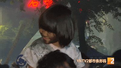 人山人海，昆明这个地方太火爆！游客：开心，就要这种氛围！