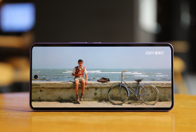 流畅榜第一名的千元手机，7000mAh+骁龙8s Gen 4，流畅用六年