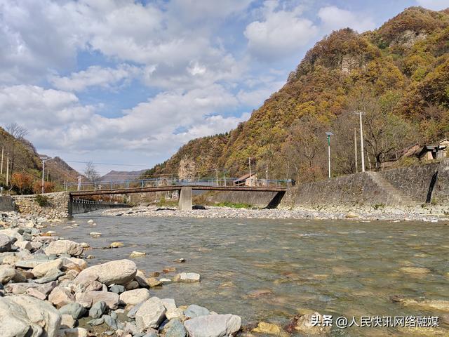 铁骑追秋秦岭间 满是欢声与暖阳