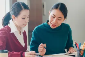 日本风月片《女教师日记》：成人世界道德困境与青少年情感教育图片