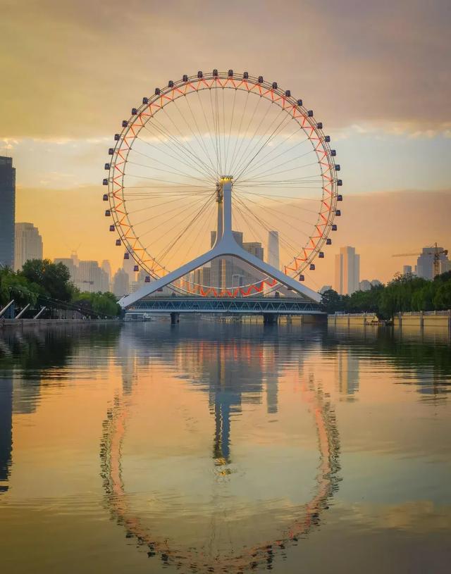 天津打扮起来真漂亮！海河沿岸在发光，上合峰会让天津火出圈