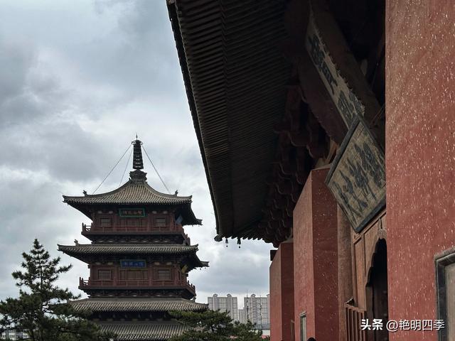 华严寺：“八大辽构”之七，拥有最美辽塑菩萨和最美古代书橱