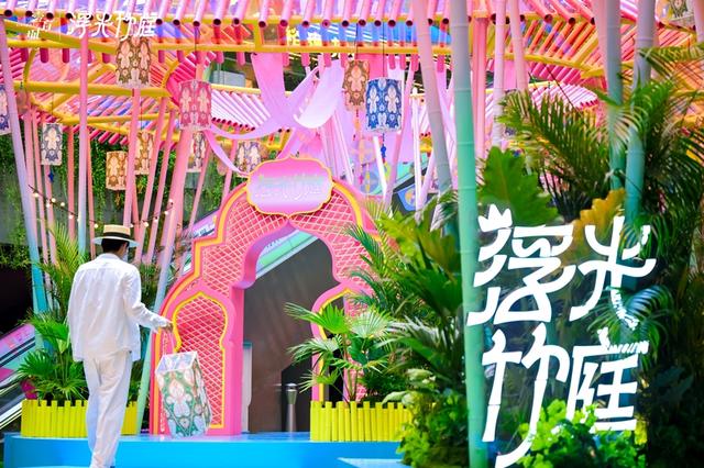 图集｜5大绝美机位+光影派对！深圳"浮光竹庭"限时开启，15min穿越东南亚
