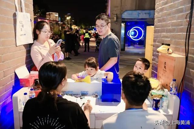 快乐其实很简单！来外滩挖沙子吧，还能“寻宝”哦！