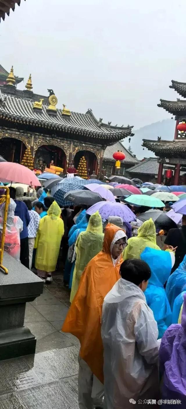 再游五台山（外一首）｜ 罗锋