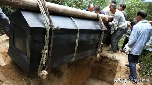 “火葬”将被淘汰？新方式已经在国内试用，很多人表示不能接受