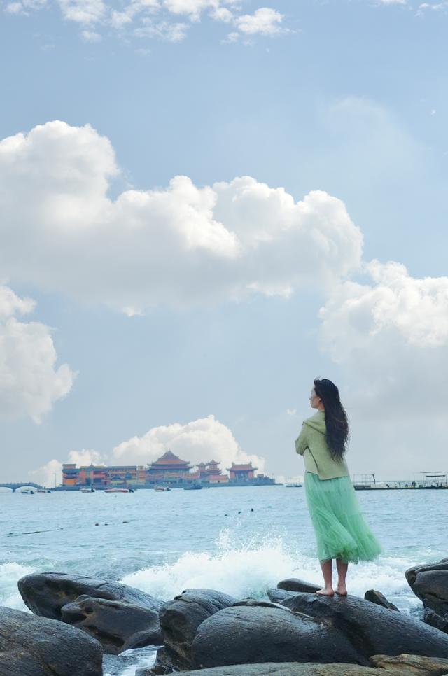 福建石狮黄金海岸：美景醉游人，这家海鲜馆藏着大海的味道