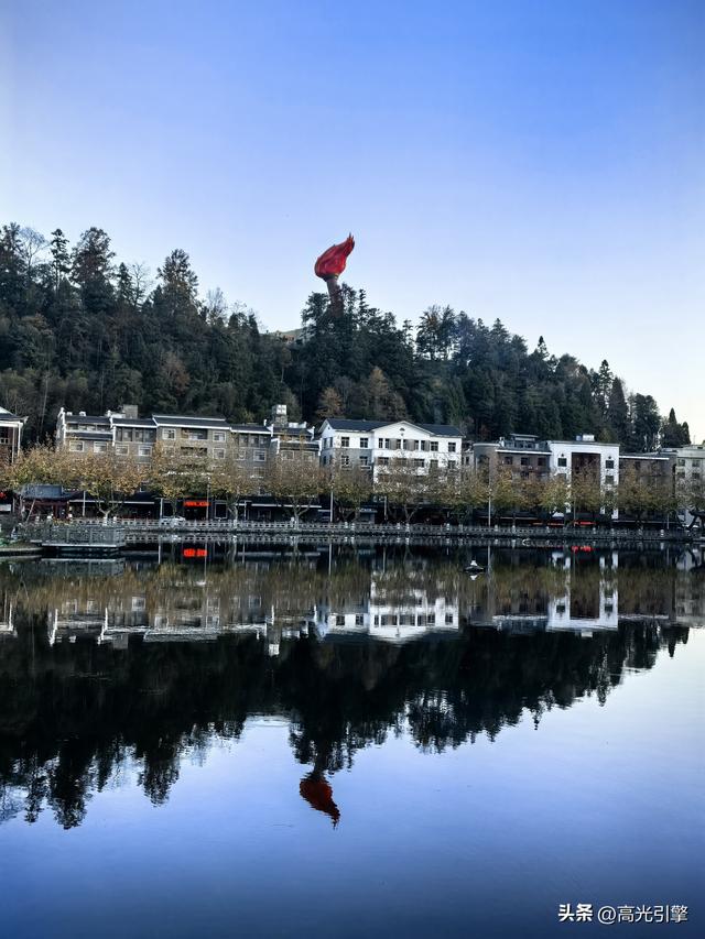 红色智联：毛主席纪念智能挂件，一批发店的全域“狂赚”生态