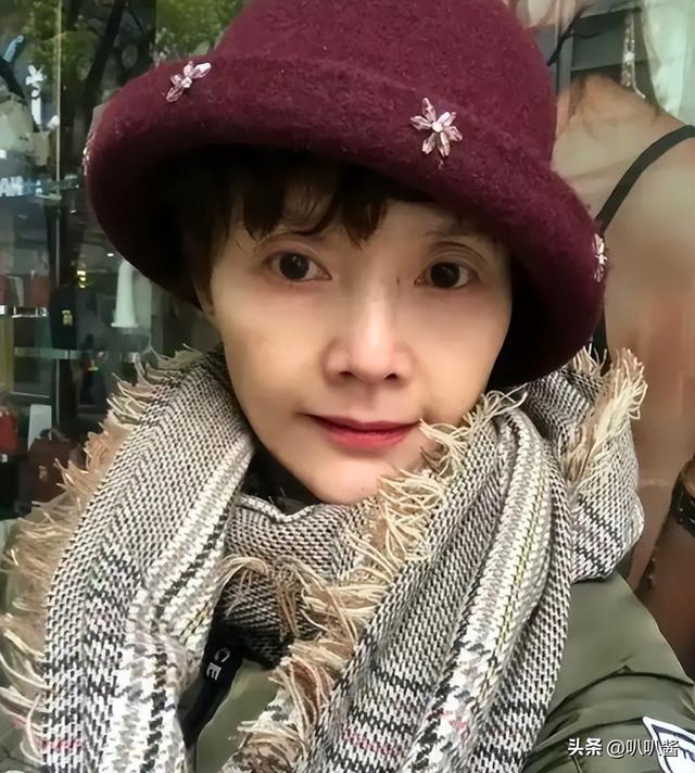 她11岁被导演看中，与名导同居多年被抛弃，如今复出却无人问津