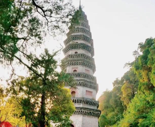 长清灵岩寺风景区门票价格，旅游攻略，交通路线