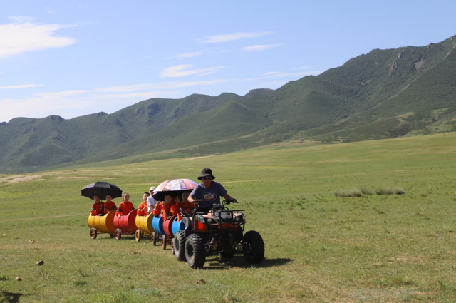 巴林右旗“蒙乡呼特勒”草原风情景区入选国家2A级景区！