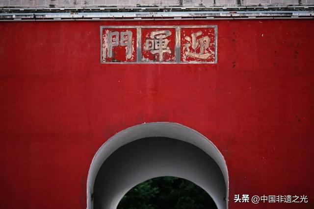云南建水——千年临安古城 ：中国最后一座活着的古城！