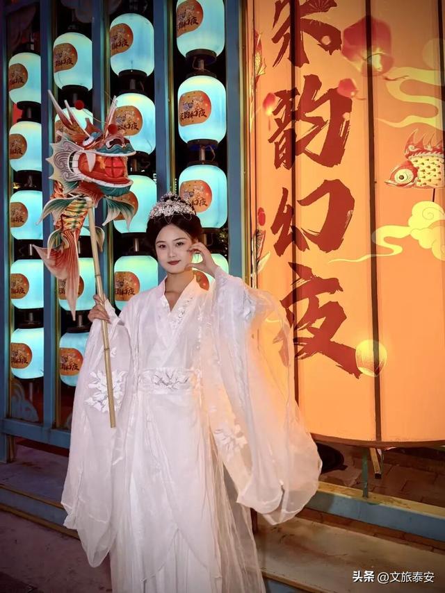 惊艳！大宋不夜城「宋潮幻夜」亮灯启幕！谁看到这种 “超现实梦境” 都会迷糊！