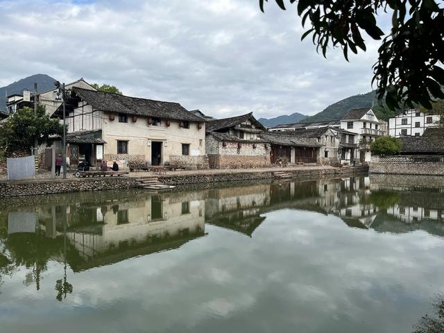 退休夫妻自驾温州永康之苍坡古镇、石桅岩、芙蓉古镇、丽水街