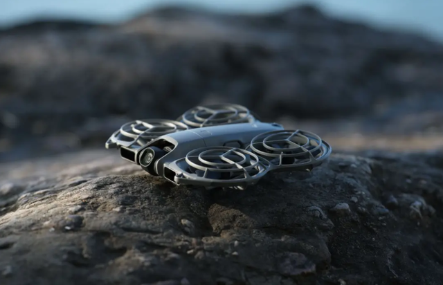 最懂生活的年轻人，爱上了大疆的「赛博飞宠」