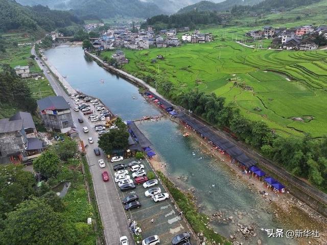 人气旺 文旅热 消费兴——中国暑期经济“热”力四射