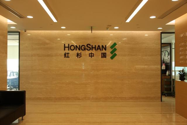 推理、智能体、资本：2025年AI行业都认同啥趋势？