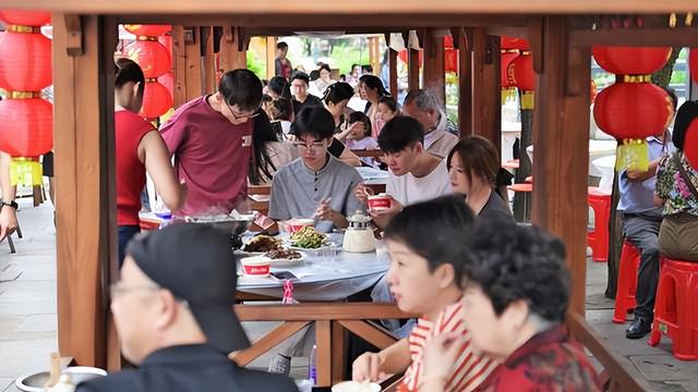 访古民居+划船+吃农家菜，咸宁刘家桥乡村游火爆
