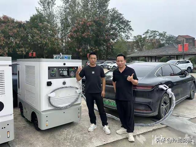 充电像加油一样方便？湖北高速来了“充电大白”