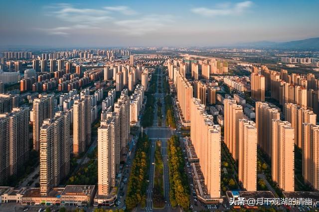 刚从河南洛阳回来，毫不客气地说	，洛阳就是全国郊区城建天花板！