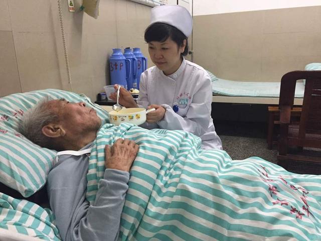 同样是患上胃癌，为何有的人只能撑几个月，有的人却能活几十年？