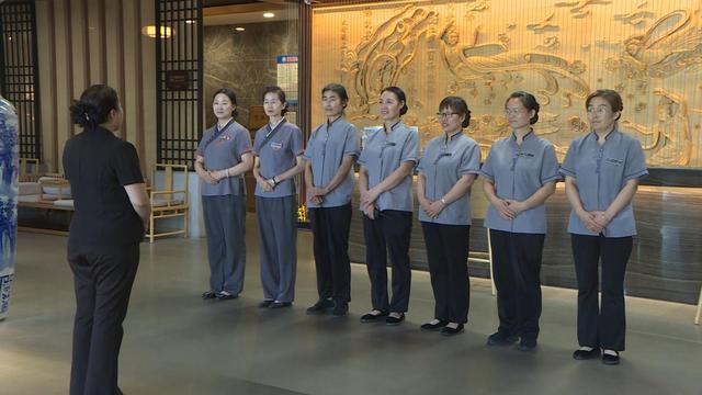 游客激增！国庆假期敦煌酒店“暖心牌”再出圈