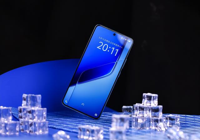 2025年8月买手机，公认性价比超高的三款手机，几乎“零差评”