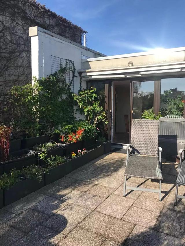 《 再见,德国 》